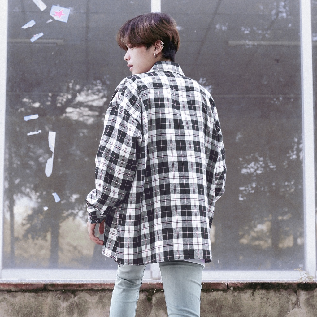 Áo Sơ Mi Flannel Màu Trắng Sọc Hồng Form Rộng Thoải Mái Chất Liệu Cotton Thoáng Mát