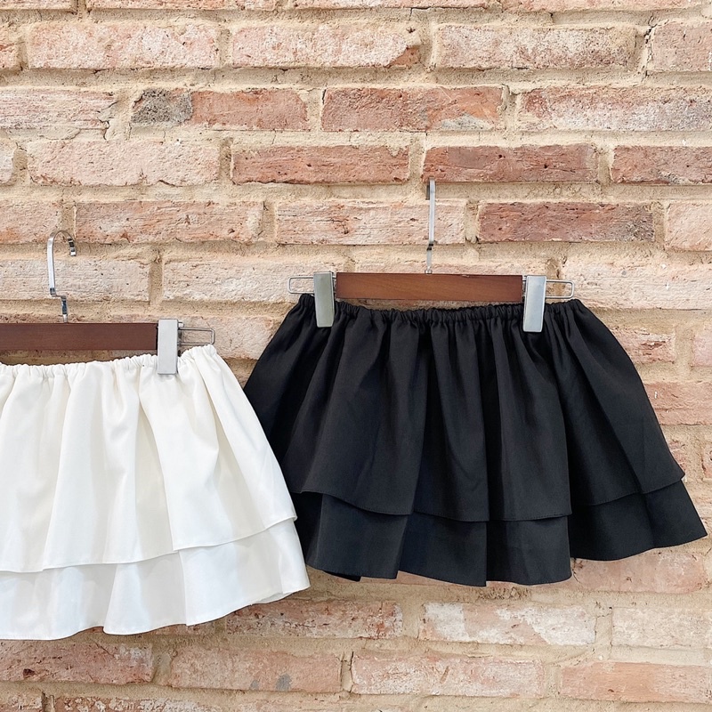 ÁO KIỂU TRỄ VAI NOW CROPTOP với 2 tone màu basic trắng và đen