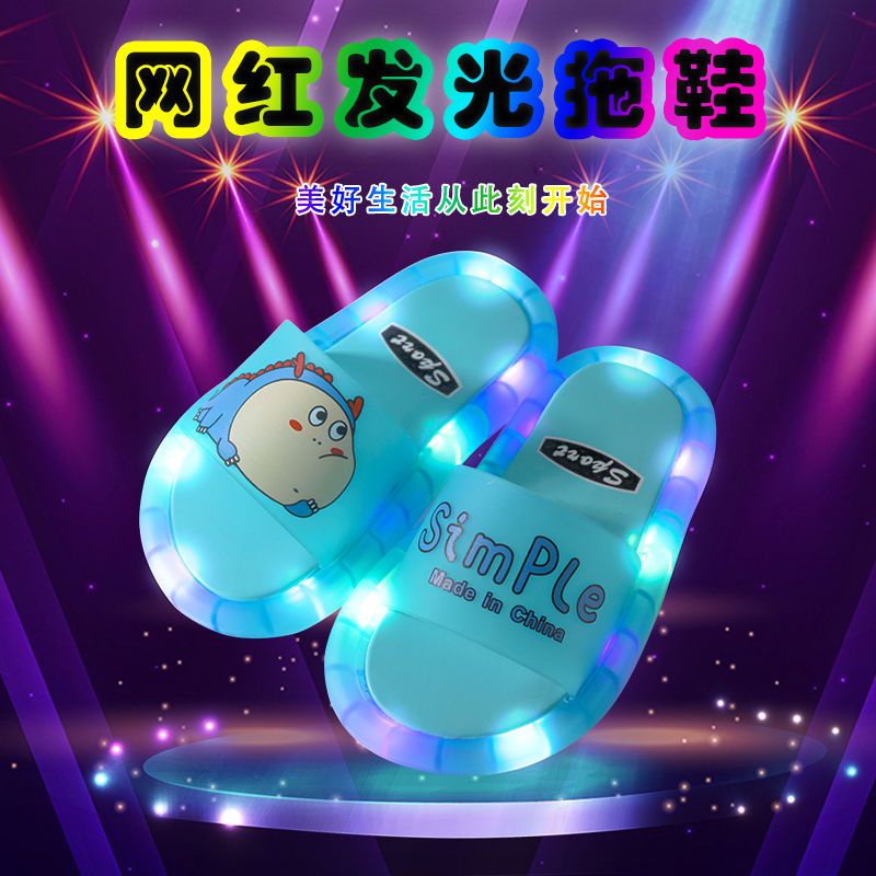 Dép Đi Trong Nhà Có Đèn Nhấp Nháy Độc Đáo Cho Bé