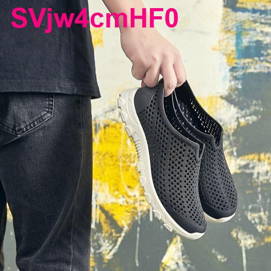 Summer slippers male web celebrity sandals thick tap wear non-slip shoes Vietnam hole outside the new men s