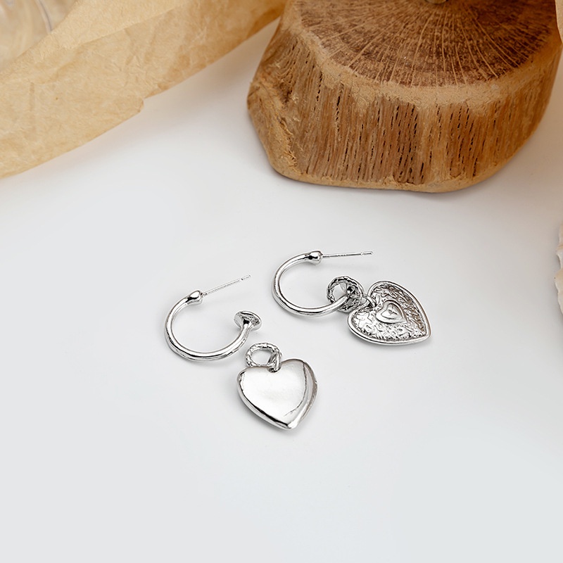 Khuyên Tai Tua Rua Hình Trái Tim Dập Nổi Phong Cách Âu Mỹ Cổ Điển Thời Trang Cho Nữ