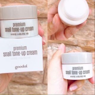 KEM DƯỠNG TRẮNG DA MẶT SNAIL WHITE TONE UP CREAM