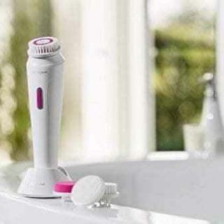 Máy rửa mặt medisana FB 885