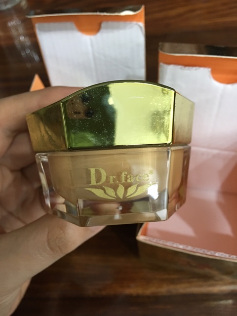 Kem Vỗ bong Dr.Face Sâm linh Chi
