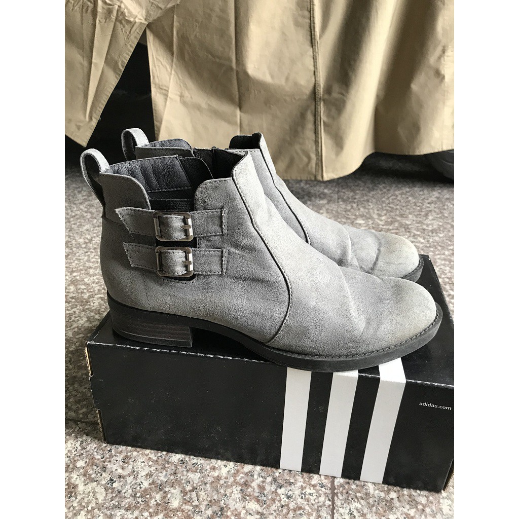 Giày bốt  - secondhand