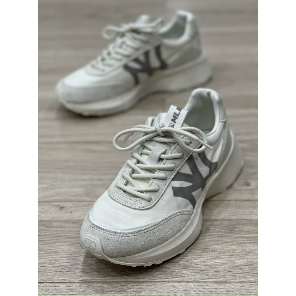 [CHÍNH HÃNG] - GIÀY MLB CHUNKY JOGGER NEW YORK YANKEES - *GREY* - Code: 32SHX1111