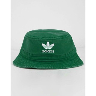 nón bucket xanh lá cây