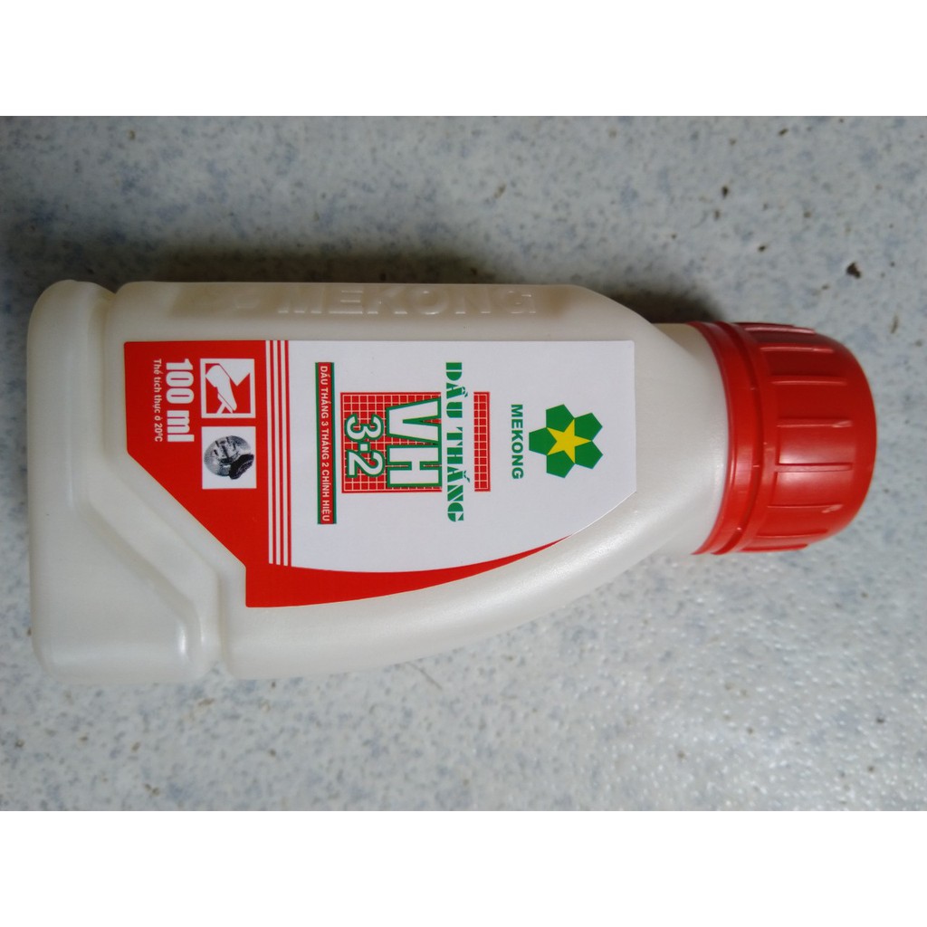 Chai dầu thắng xe máy hiệu 3/2 nhỏ