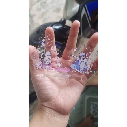 standee trấn hồn, boy meets maria, huy hiệu nhũ boy meets maria