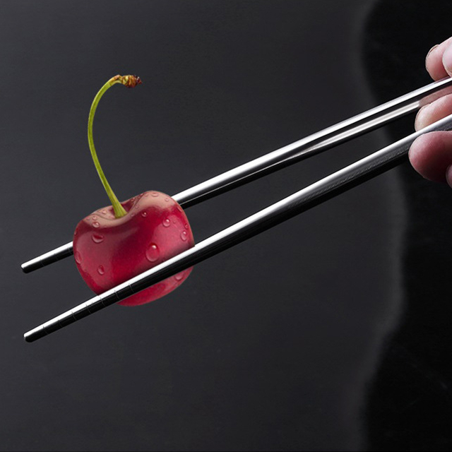 Đôi đũa chống trượt bằng thép không gỉ sử dụng nhiều lần tiện lợi