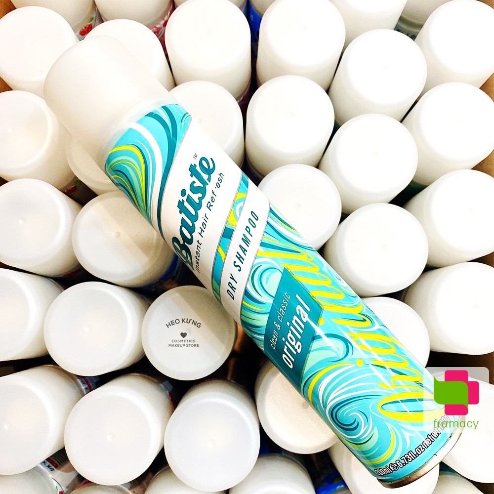 Dầu gội đầu khô Batiste Dry Shampoo, Anh  giúp tóc sạch bồng bềnh cho người từ 18 tuổi trở lên