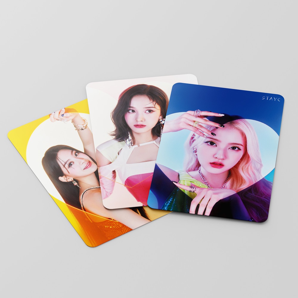 Bộ 55 Tấm Thẻ Hình Nhóm Nhạc Kpop STAYC