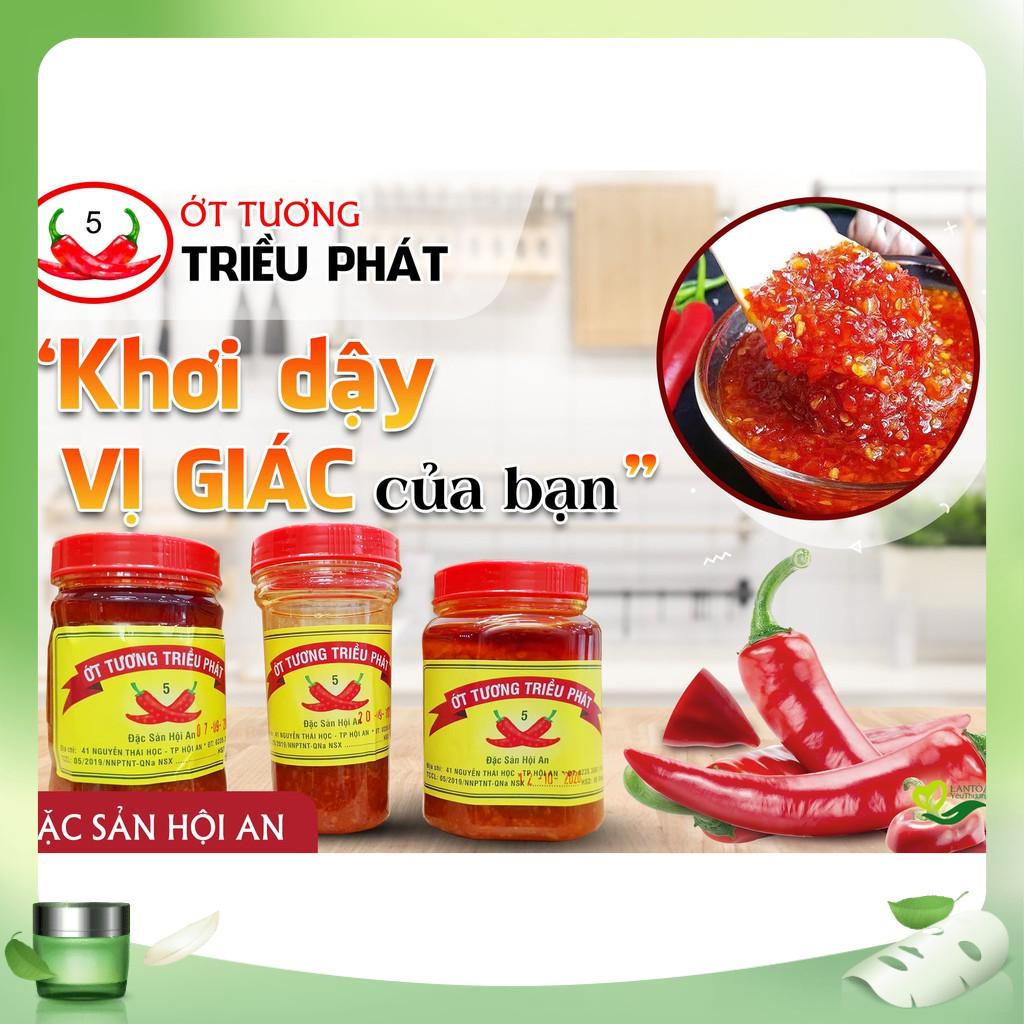 Tương ớt Triều phát, hương thơm độc đáo của quê nhà.Đặc biệt thơm ngon khi ăn kèm với Cơm gà Hội An, Phở, Lẩu, Mỳ Quảng,