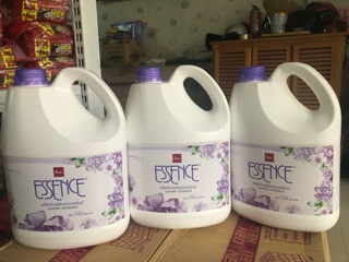 nước giặt Essence hàng thái thơm lừng đủ 3 màu. Can 3,5 lít