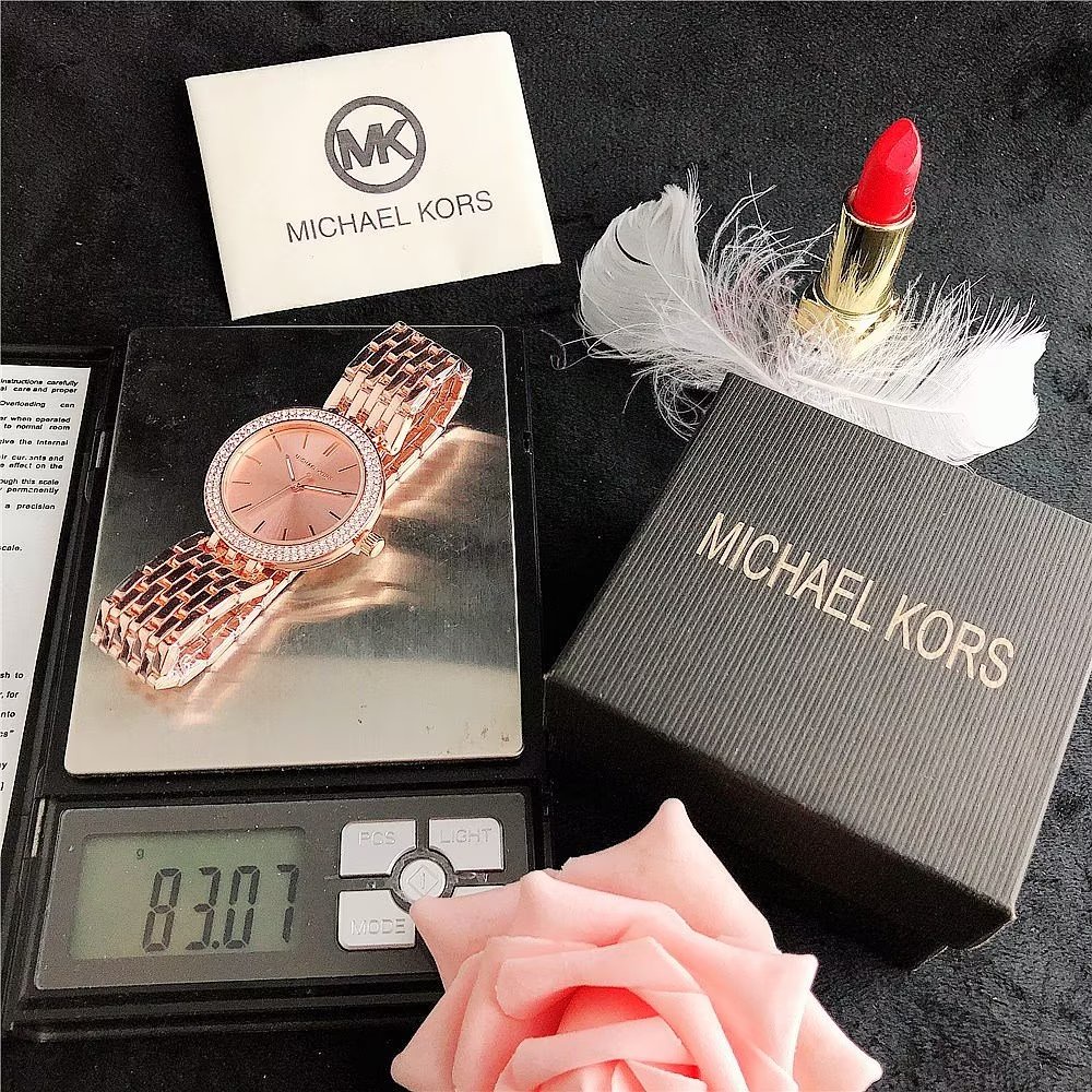 Đồng hồ đôi Michael Kors Mặt Tròn Đính Đá Thời Trang Dành Cho Nam Và Nữ