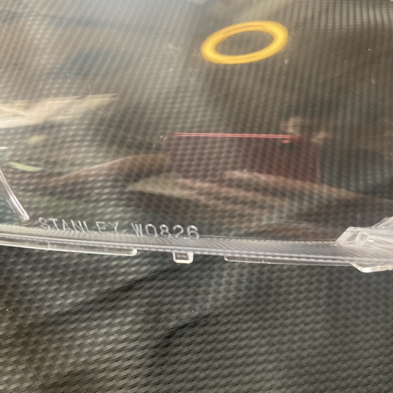 Kính pha đèn wave rsx k07 mã stanley w0826