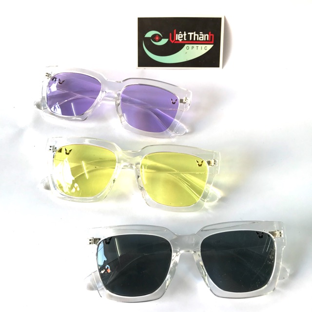 Kính Màu Trong Suốt Nhiều Màu Phom Lớn