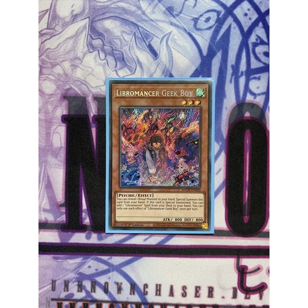 Thẻ bài Yugioh Libromancer Geek Boy – Secret Rare – BACH-EN000