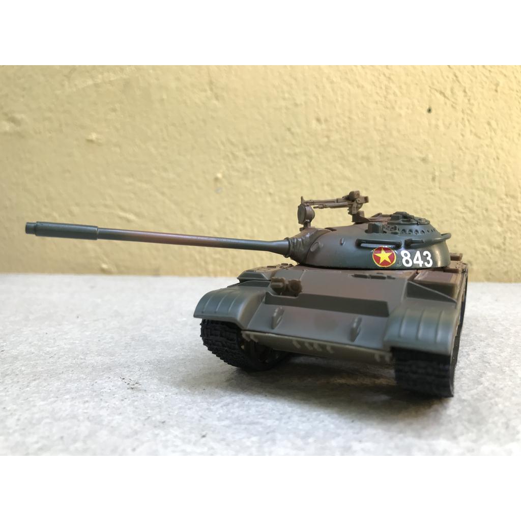 Mô hình xe TANK 390 Việt Nam 1:43