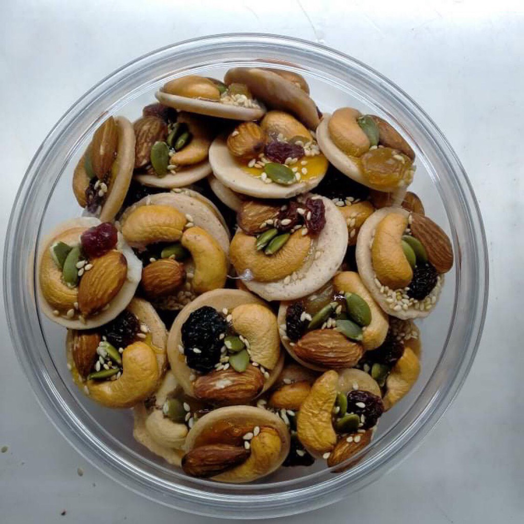 200Gr Bánh đồng tiền mix hạnh nhân, điều, bí,nho