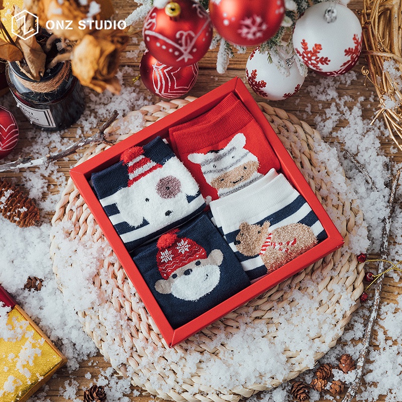[Mã FAMARAL1 giảm 10K đơn 50K]Vớ cotton ONZ Studio - SET 4 - Tất chân nam nữ cổ cao mềm mịn co giãn Giáng sinh Noel TA07