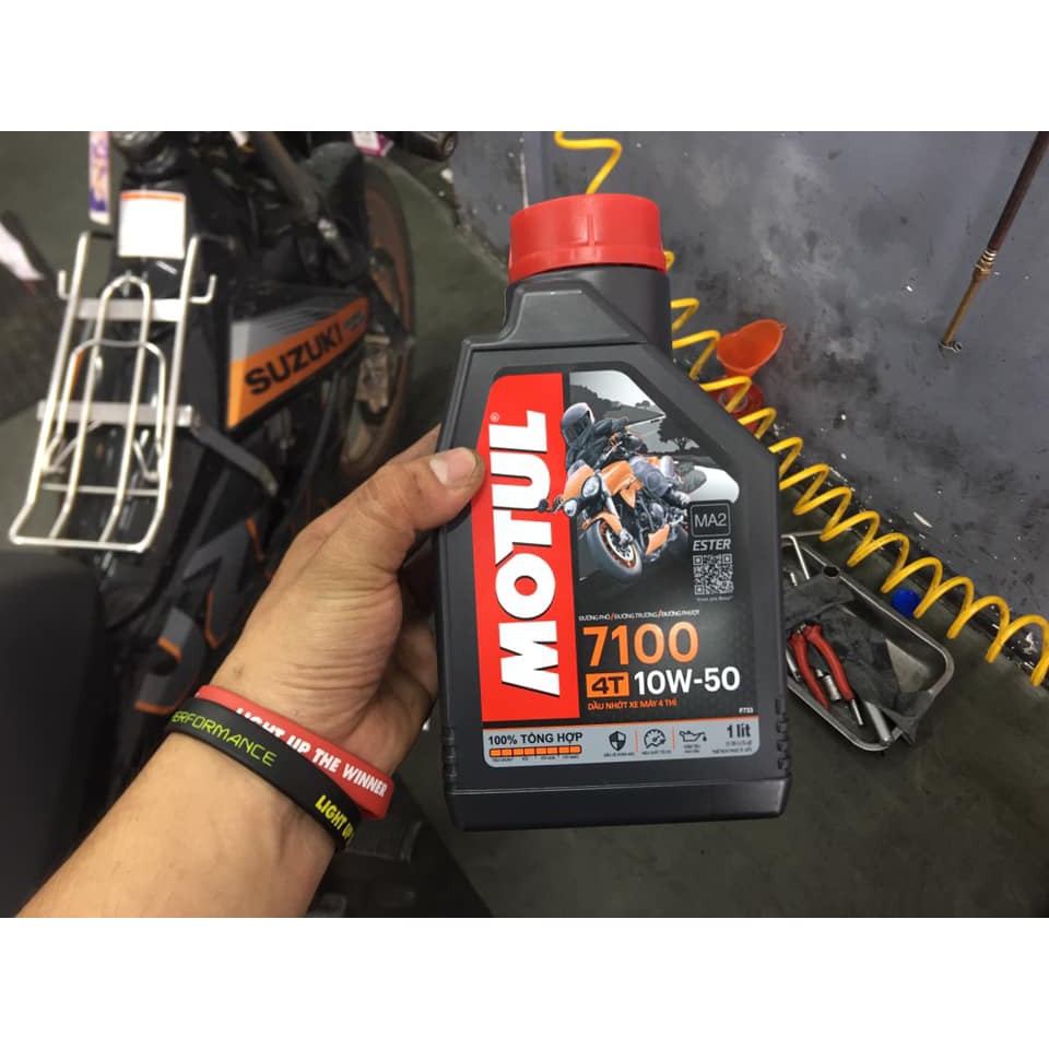 Nhớt Motul 7100 10W50 4T 1L, 1L1, 1L2, 1L3, 1L4