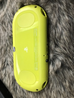 Máy PSVita 2000 hack full phụ kiện ( hàng nhật bãi )