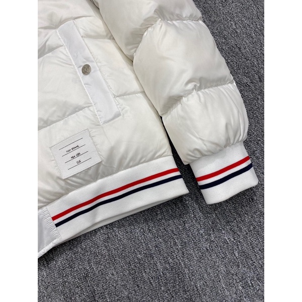 Áo khoác phao nam dáng bomber thương hiệu Thom Browne cao cấp
