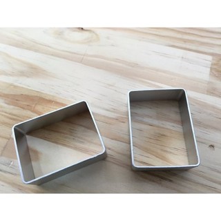 Khuôn nhấn hình chữ nhật