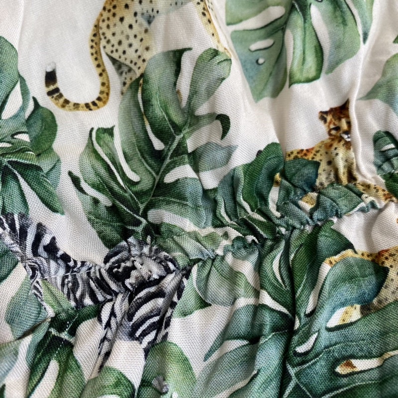 Jumpsuit bé gái Hm siêu mát