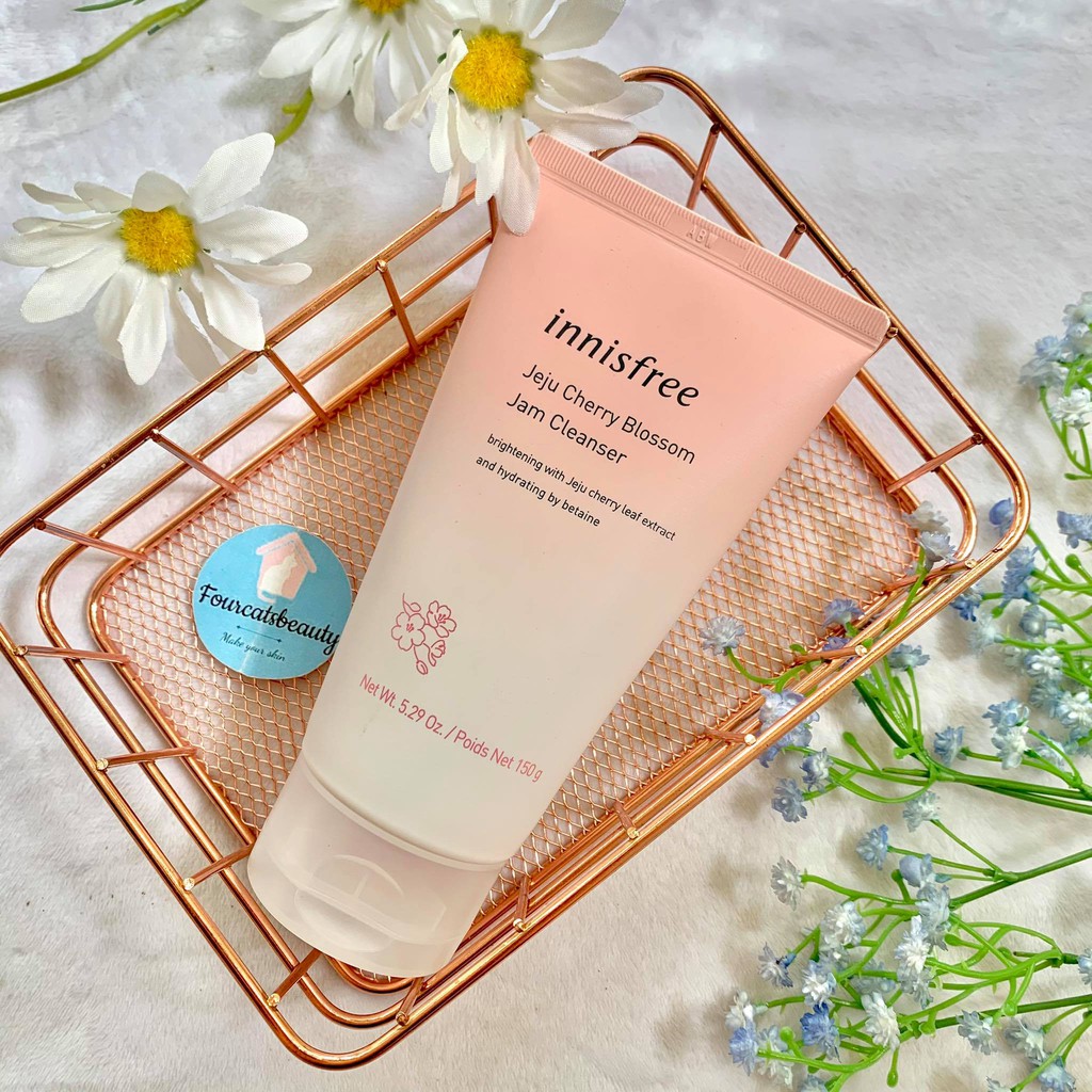 Gel Rửa Mặt Dạng Gel Tạo Bọt Innisfree Jeju Cherry Blossom Jam Cleanser 150g