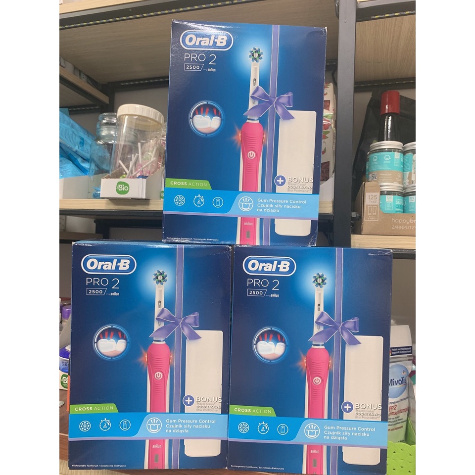 ORAL B- Bàn Chải Điện 3D - Pro 1 - Hàng mua tại Đức