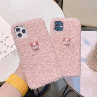 Ốp vải hồng gấu kaws