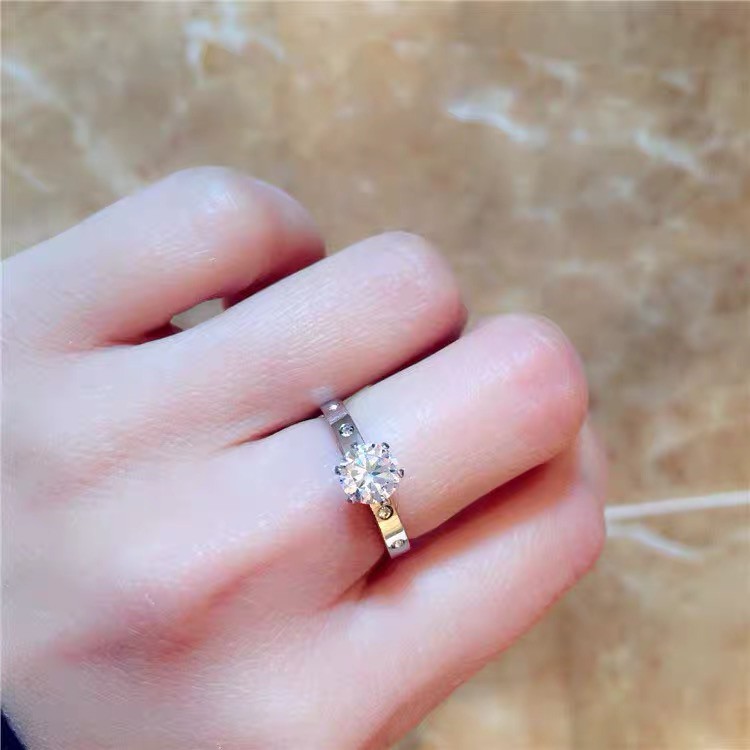 One Nhẫn Mạ Vàng Hồng 18K Đính Đá Zircon Sang Trọng