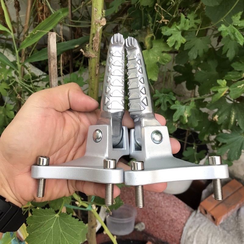 Gác Chân Kiểu Malay Gắn WINNER V1 - V2 - V3 - Sonic