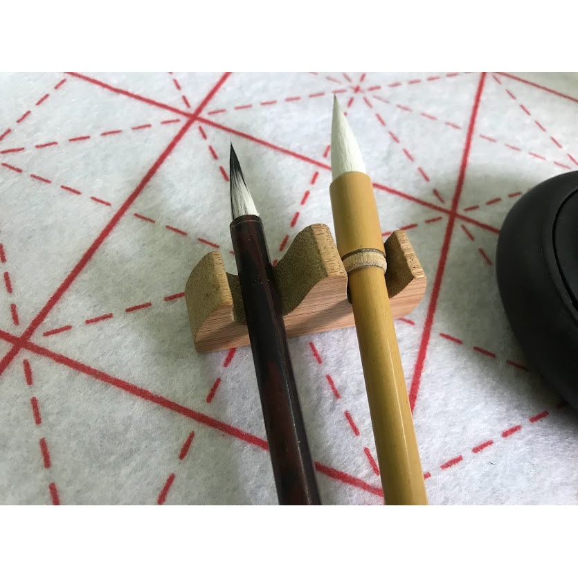 GÁC BÚT GỖ THƯ PHÁP