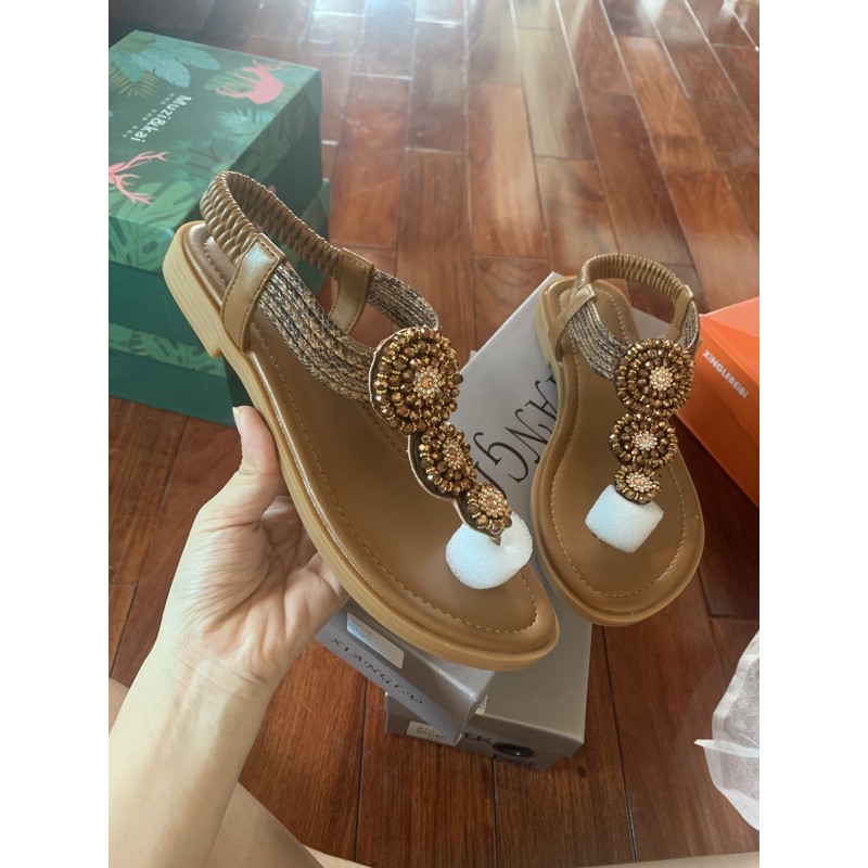 Sales lẻ size 37,38 sandal Siketu