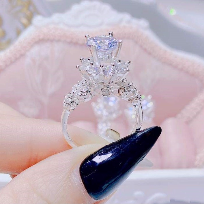 Nhẫn bạc nữ họa tiết đính đá li to lấp lánh, Nhẫn nữ chất liệu bạc ta sang trọng cá tính
