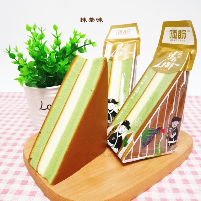 Bánh Bông Lan Đài Loan Tam Giác Vị Socola/Matcha/Dâu Tây/ Mix 3 Vị