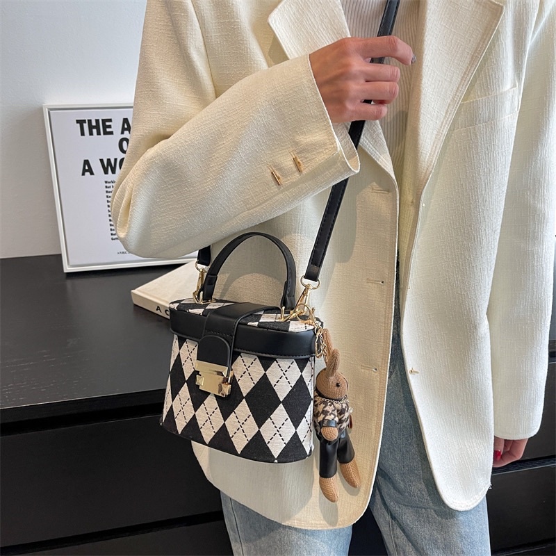 Túi Xách Dáng Hộp Kèm Quai Xách Tay Hoạ Tiết Kẻ Caro Hàng Thời Trang Cao Cấp