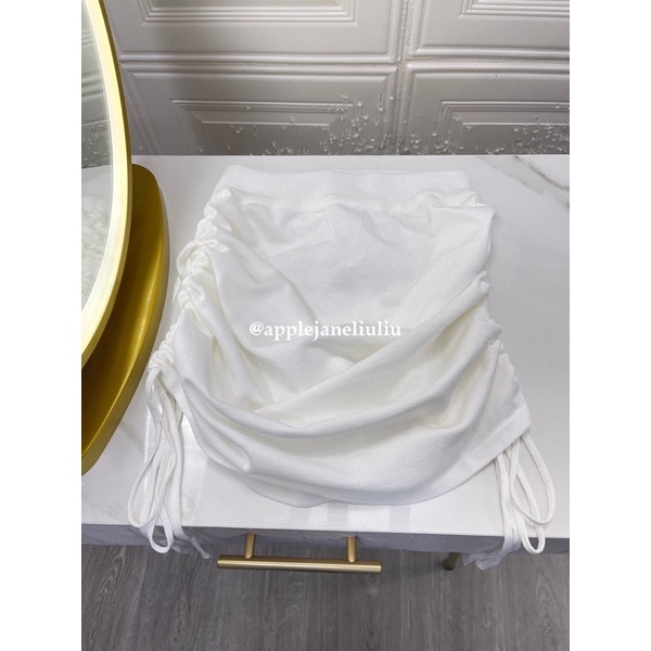 Jane Áo len Cardigan tay dài croptop tay dài xanh da trời Pastel - chân váy ngắn màu trắng rút dây