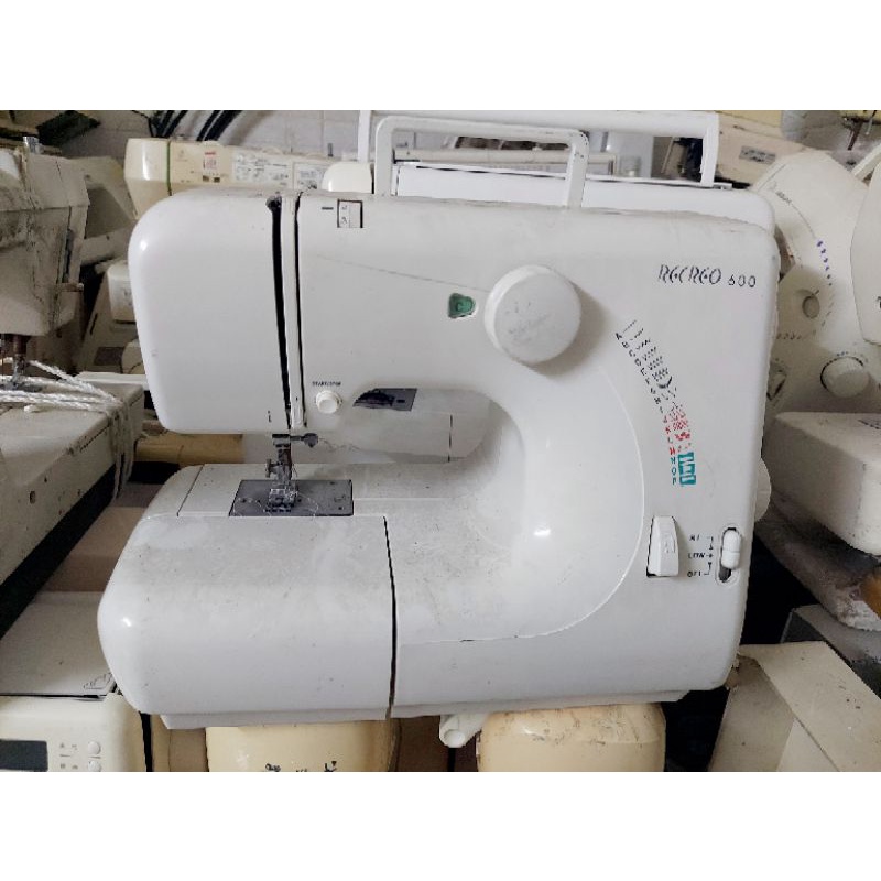 MÁY MAY GIA ĐÌNH NHẬT bãi JANOME/JAGUAR/SINGER /RICAR GIÁ 1,400k