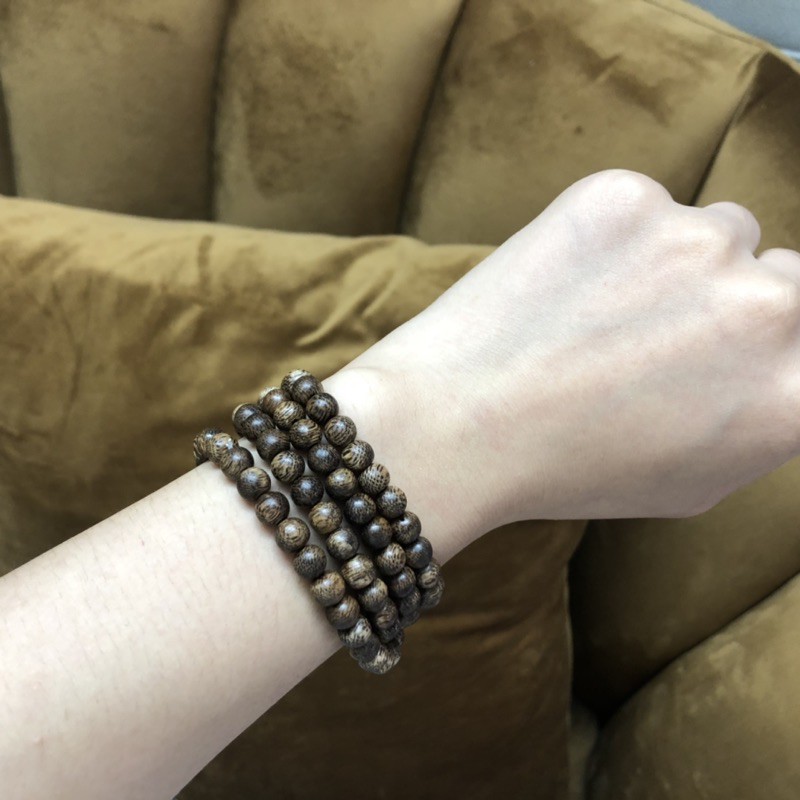 Tràng 108 hạt gỗ Trầm hương