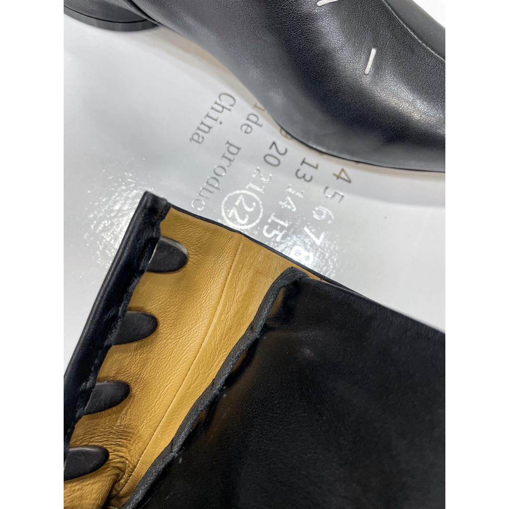 Boot nữ mũi nhọn thanh lịch Maison Margiela da thật với lớp lót bông ấm áp