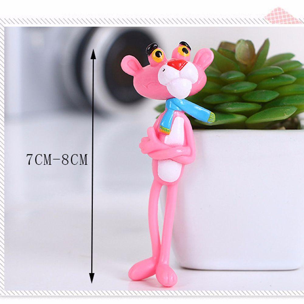 Mô Hình Chú Báo Hồng Mini Bằng PVC Để Bàn Trang Trí