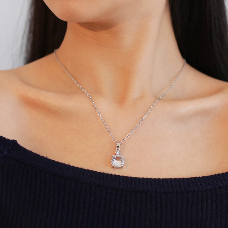Bộ dây chuyền bông tai đính đá pha lê
