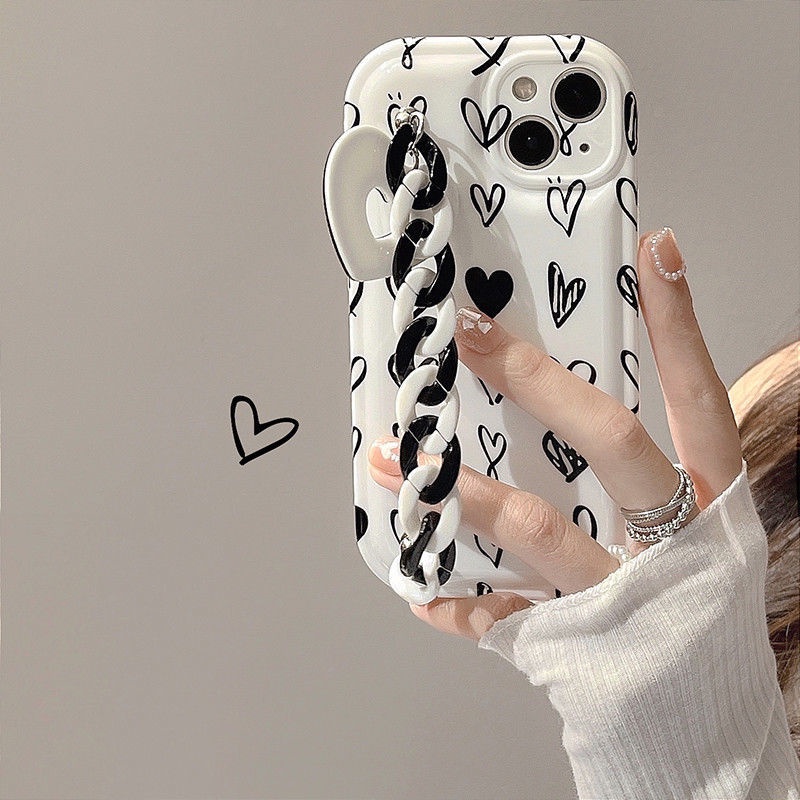 Ốp Điện Thoại Silicon Mềm Họa Tiết graffiti Gắn Dây Xích Hình Trái Tim Cho iPhone13promax/12 11 xs xr