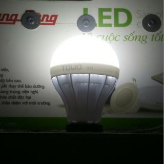 Bóng đèn led tròn towo 7w , 9w
