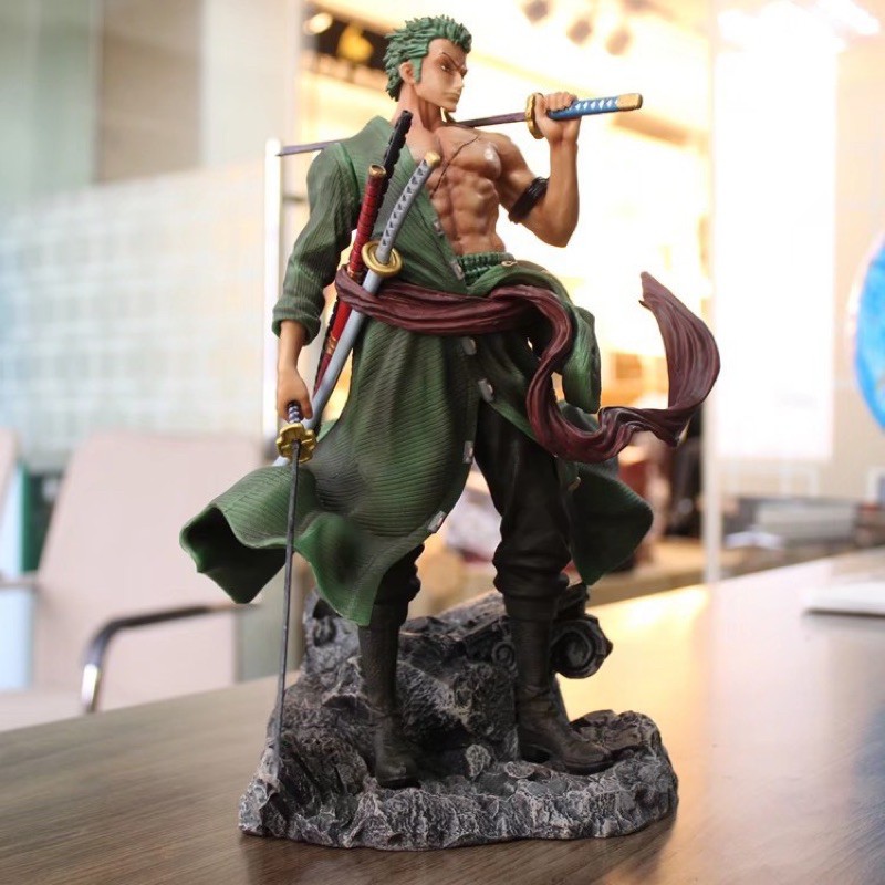 Mô hình Zoro - Mihawk One piece