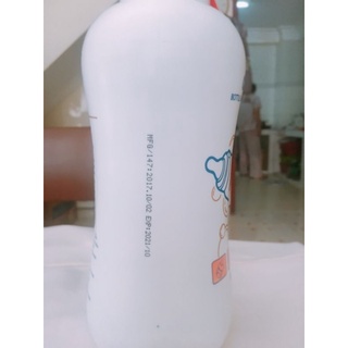 Nước rửa bình sữa và núm vú CAMERA 900ml ( hàng Thái)